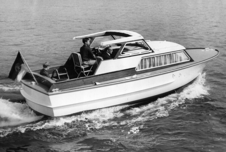 Motorkreuzer Typ Senior