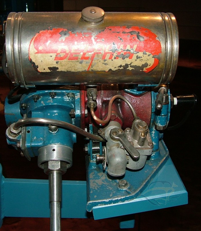 Seitenbordmotor Delphin D3 - Fa. Prometheus - im Technikmuseum Berlin aufgenommen