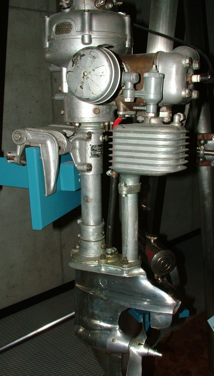 Schneider-Heck H250 - Außenbordmotor