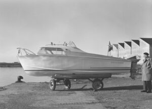 Das Motorboot Bora bereit zu slippen 1961 – © Historisch-fotografisches Archiv des Werks von Monfalcone, Monfalcone