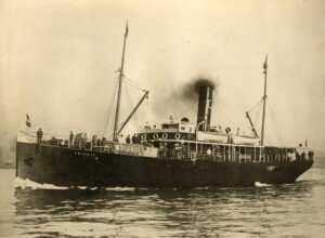 Gemischtes Dampfschiff Triest auf See. 1909 – © Aldebaran Maritime Association, Triest